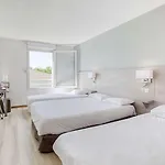 Hotel Brit Hotel Clermont-L'Herault 2*