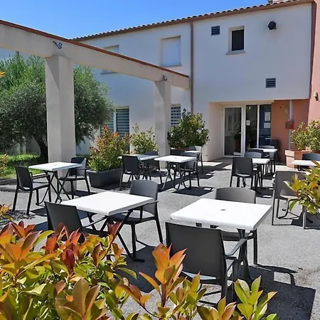 Brit Hotel Clermont-L'Herault Hotel 2*