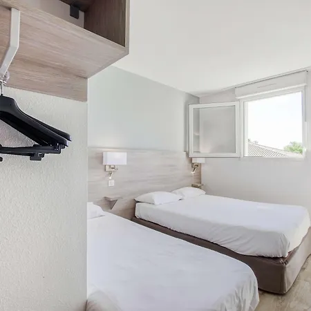 Hotel Brit Clermont-lʼhérault 2*