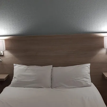 Brit Clermont-lʼhérault 2*